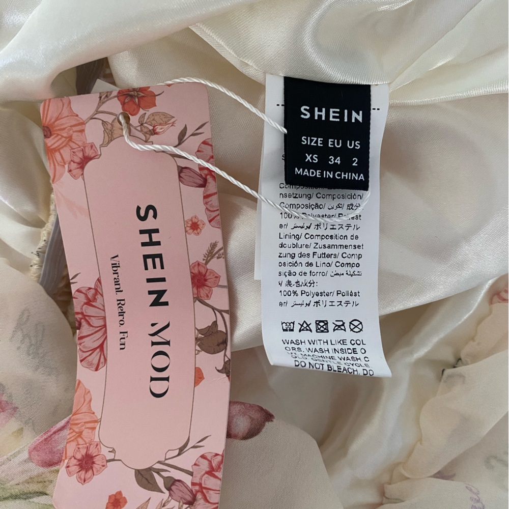 SHEIN floral blouse - Picture 3 of 3